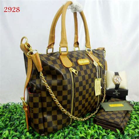 harga tas ysl tali rantai original|YSL tas.